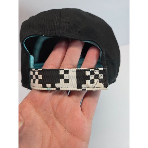 Callaway Pukka Golf Black Green Pattern Lined Hat Cat Adjustable RARE - Picture 6 of 6